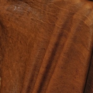 Stretch leather vegetale tanned